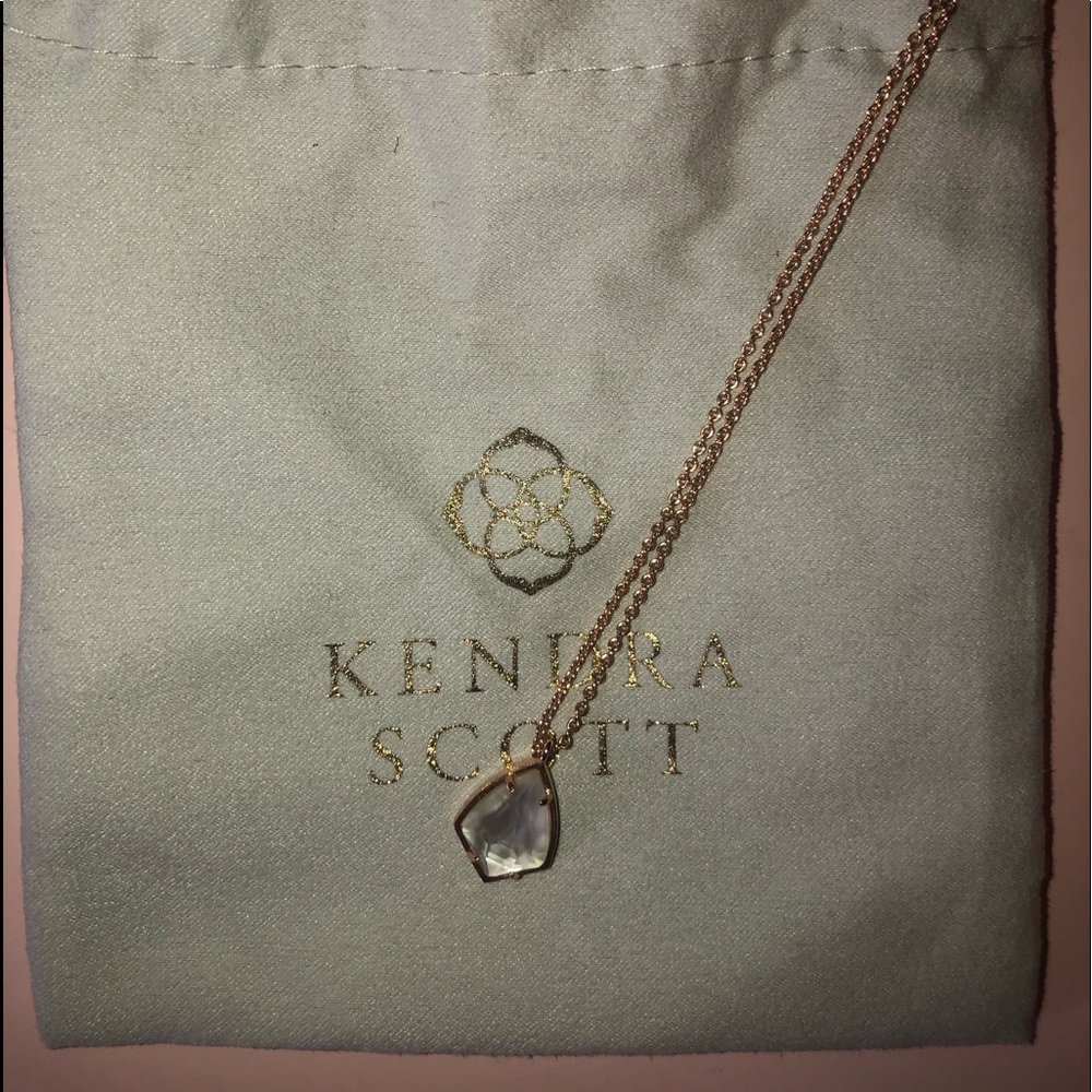 Kendra Scott Necklace